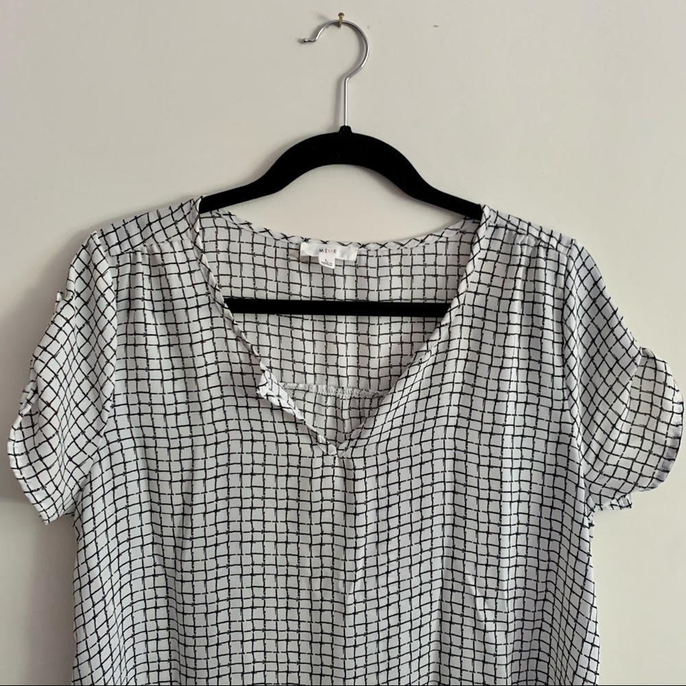 Checkered Tunic Blouse - Picture 4 of 5